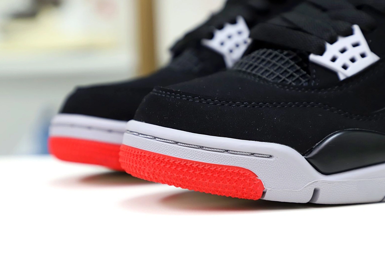 AIR 'BRED' OG RETRO 2019 JORDAN 4 0307